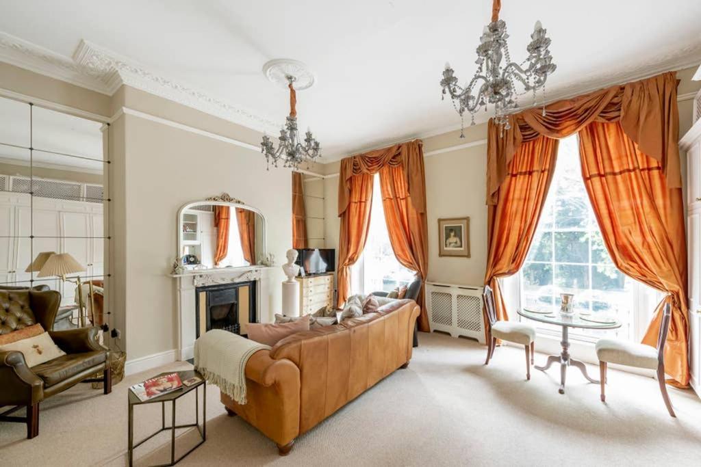 Beautiful Studio With Private Outside Terrace Διαμέρισμα Μπαθ Εξωτερικό φωτογραφία